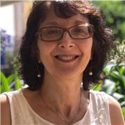 Bilingual, I teach English as a native (online)